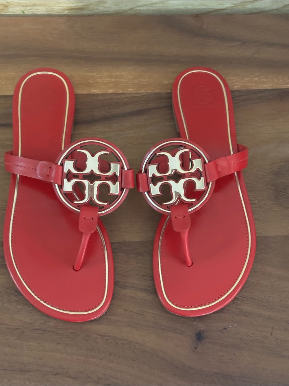 Tory Burch Metal Miller